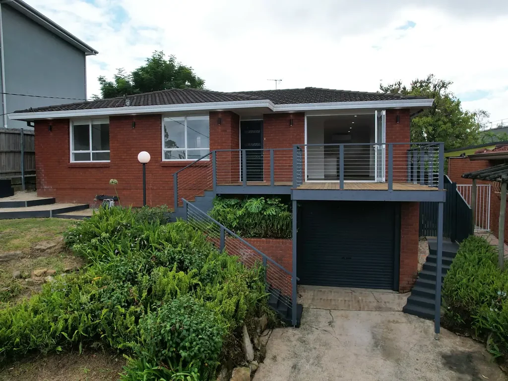 Greystanes 4ਬੈੱਡਰੂਮ PANORAMIC VIEWS!!!