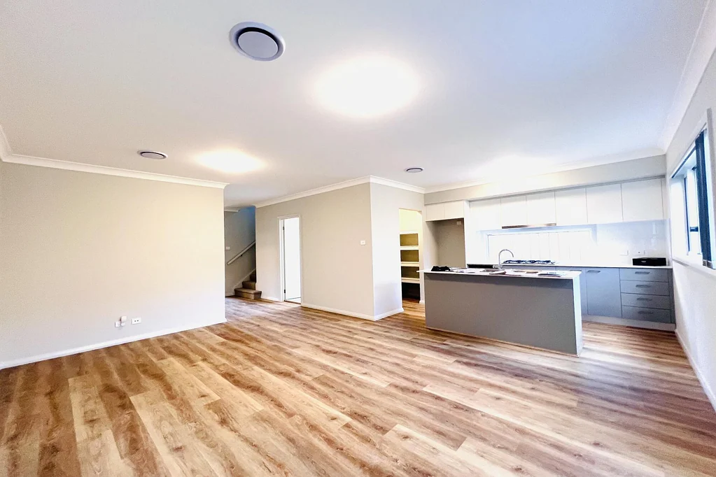 Brand New 5-Bedroom Family Home in Fast-Growing Menangle Park