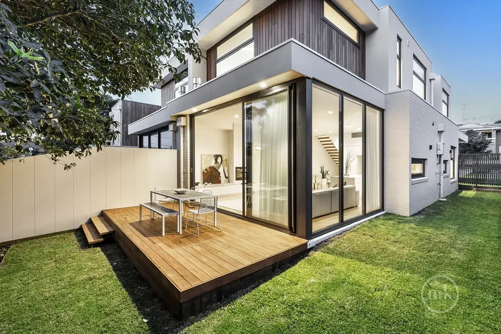 Templestowe Lower 4房 全新行政住宅 精致现代奢华 自然光充沛 高端Miele电器 私密低维护花园 6星能效 顶尖学校步行可达 Contemporary Living In A Premier Family Position