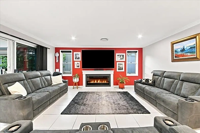 12 Highland Crescent, Thirlmere, NSW 2572, 5 slaapkamers, 3 badkamers, House