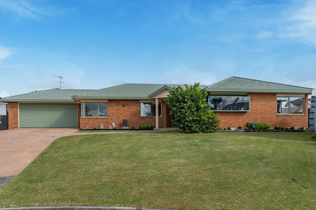 Saint Andrews 4 Bedroom One to Treasure - First Time on Market in 26 Years