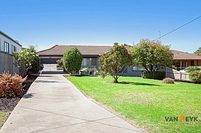 16 Great Alpine Rd, Lucknow, VIC 3875, 3 slaapkamers, 1 badkamers, House