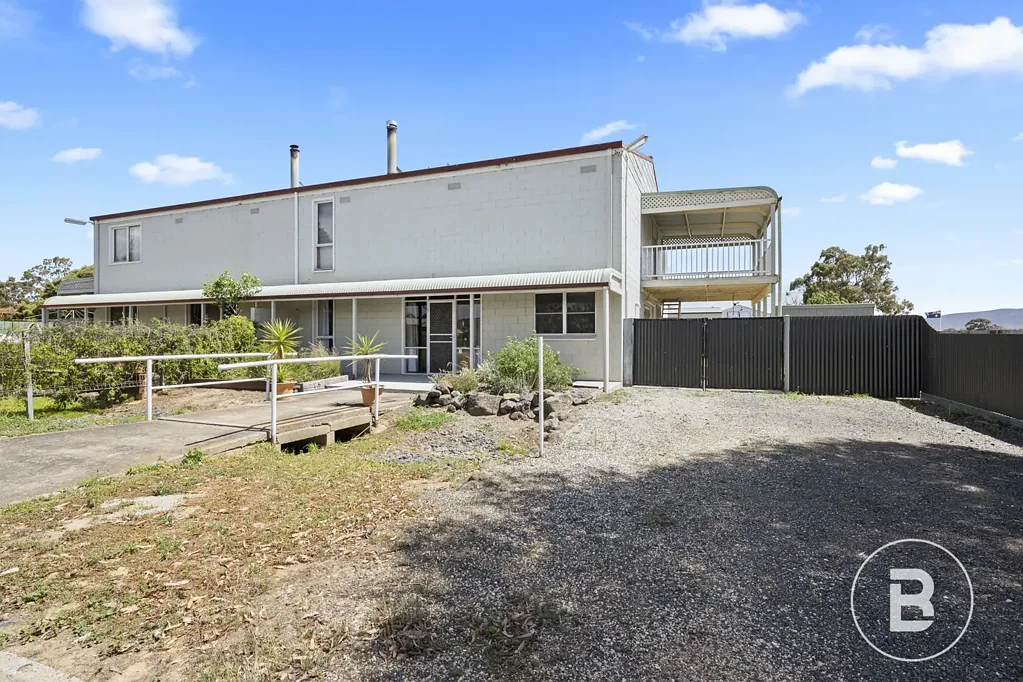 68-70 Astbury Street, Avoca, VIC 3467