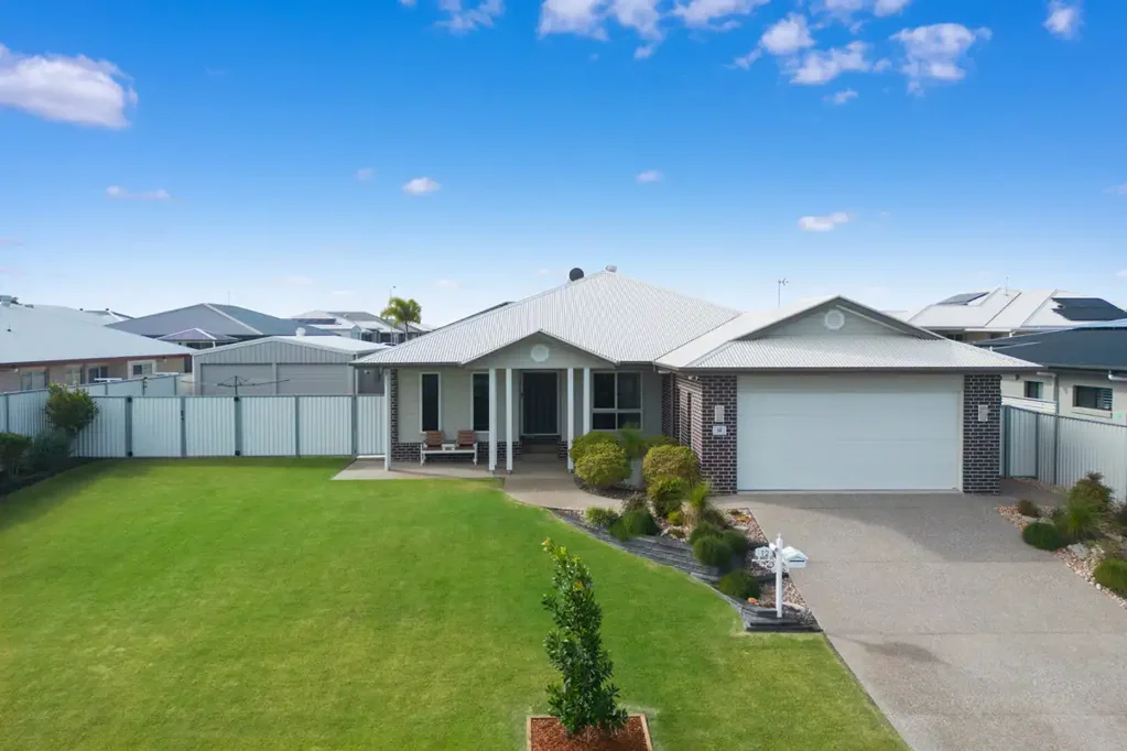 12 Canecutter Court, Kawungan, QLD 4655