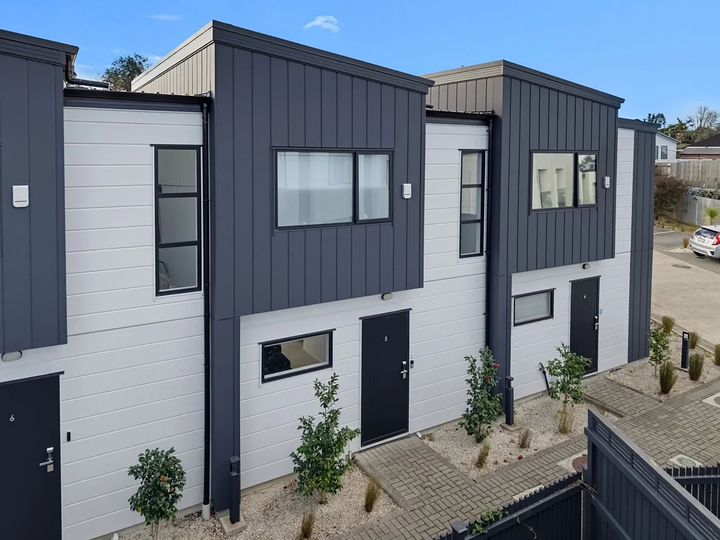 Te Atatu Peninsula 2Moenga Your Smart Move to the Peninsula