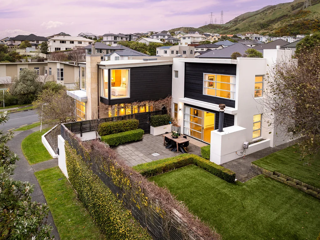 Churton Park 4ห้องนอน DESIGN APPEAL & A GREAT LOCATION
