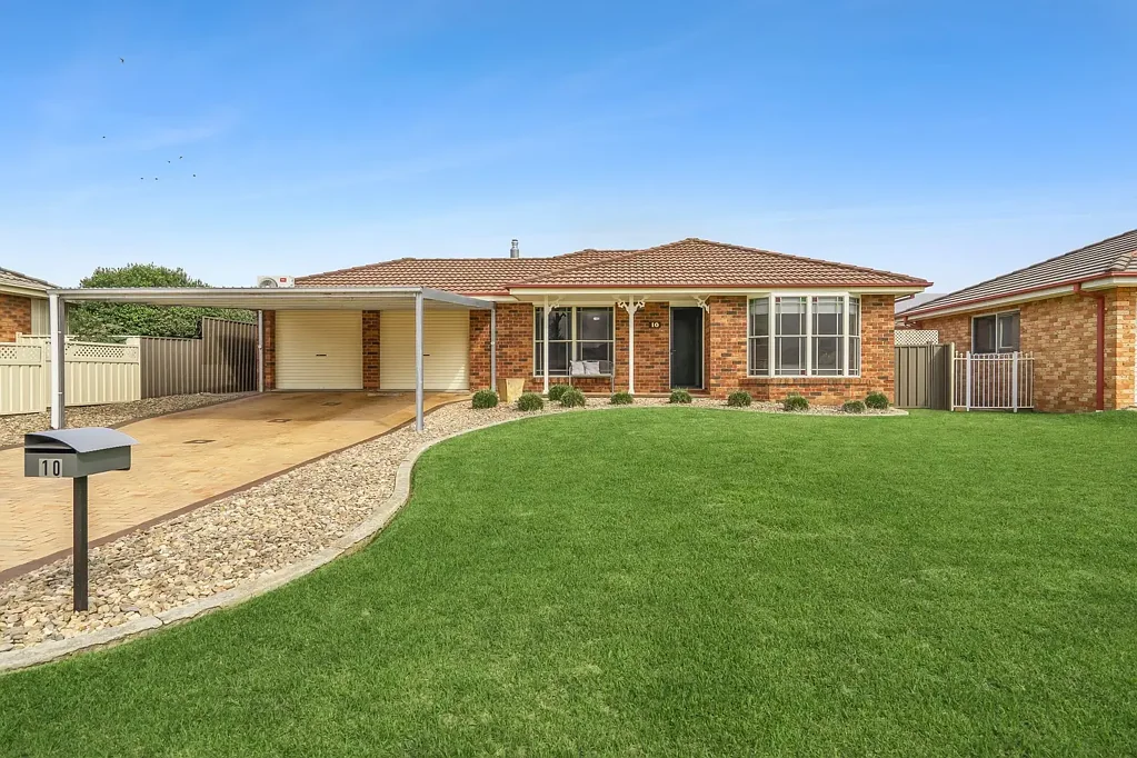 10 Paradise Place, Goulburn, NSW 2580