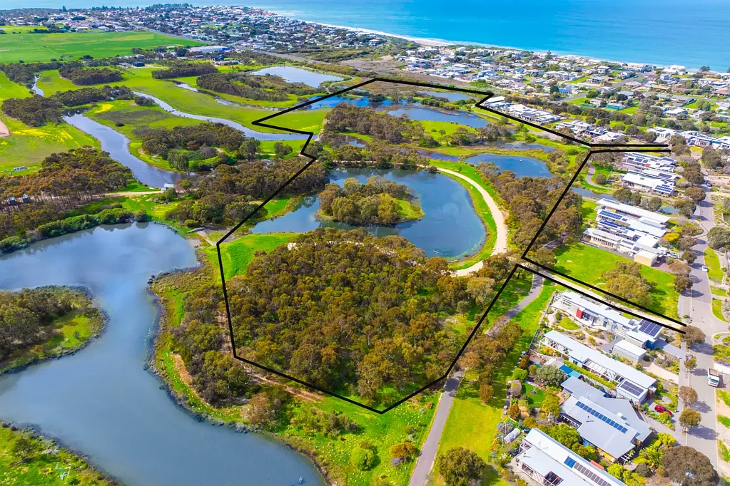 Chiton Pristine 7.25ha Lifestyle Opportunity Within Award-Winning Beyond Development

The Jewel in the Crown – Where Nature Meets Luxury Living