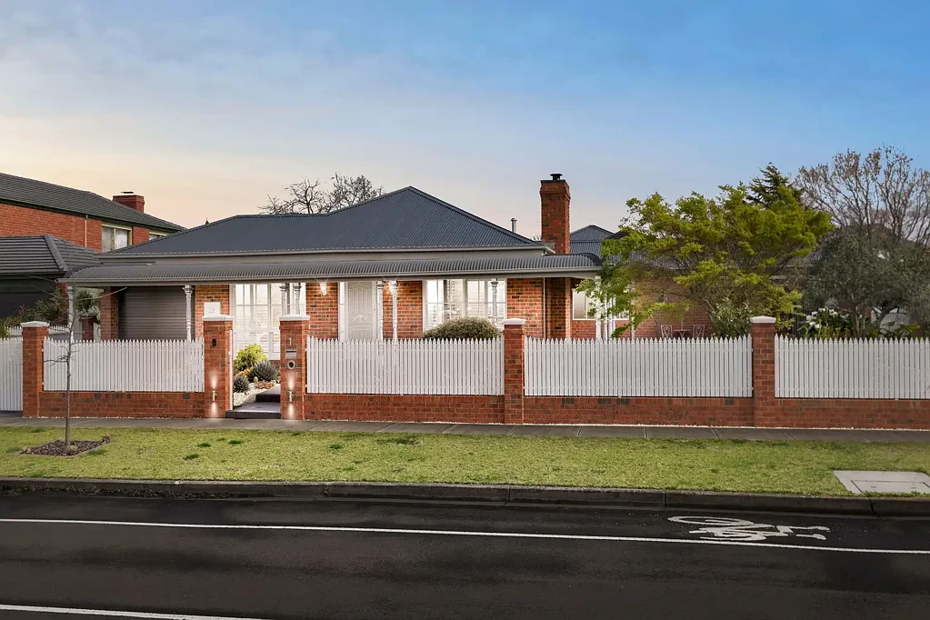 1 Keller Close, Greenvale, VIC 3059