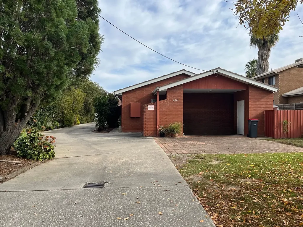 2/407 Bevan Street, Lavington, NSW 2641