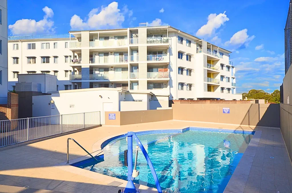 3 Bedroom Apartment in the Heart of Toongabbie!!