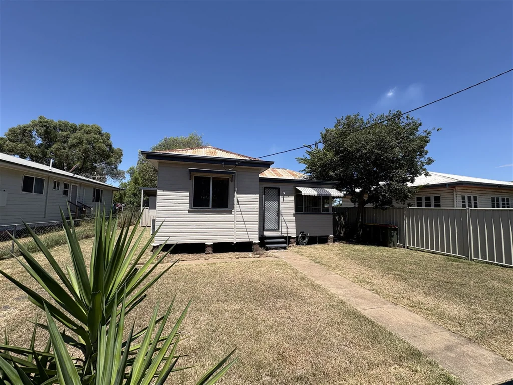 29 Orpen Street, Dalby, QLD 4405