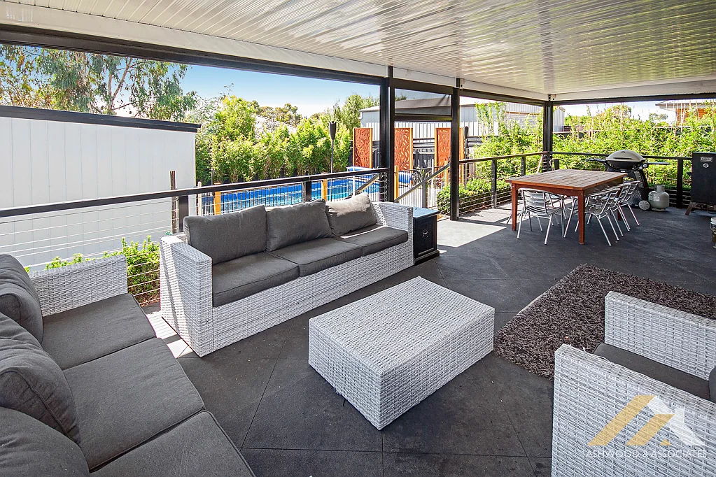 110 Flinns Rd, Eastwood, VIC 3875