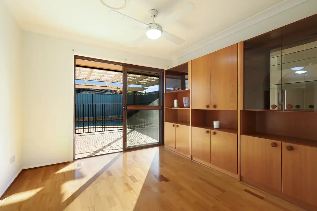 Burleigh Waters 4غرفة نوم First Time Offered to the Market in 39 Years – A Rare Burleigh Waters Opportunity