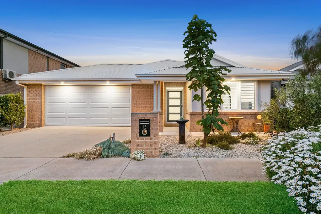 Lara 4બેડરૂમ Modern Home in an Unbeatable Location