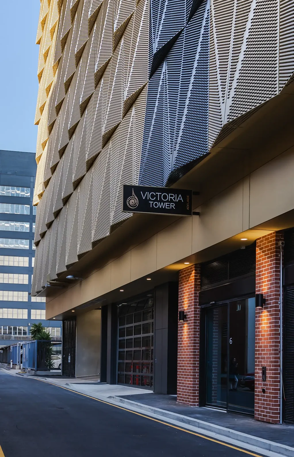 APT3001 Victoria Tower Adelaide|Three-Bedroom Apartments|Premium City Living