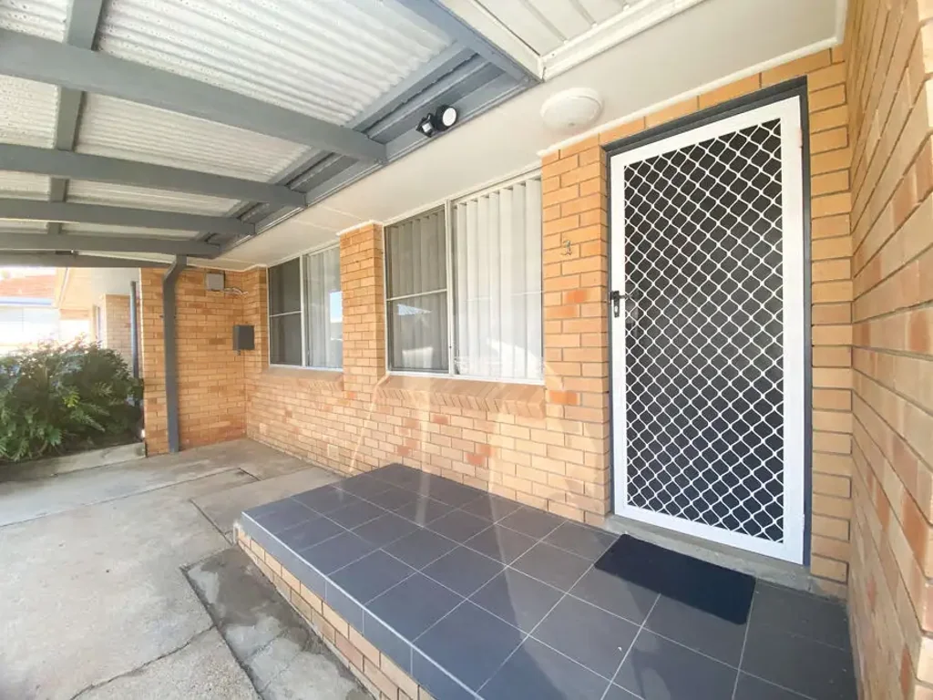 TWO BEDROOM UNIT AT THE JETTY