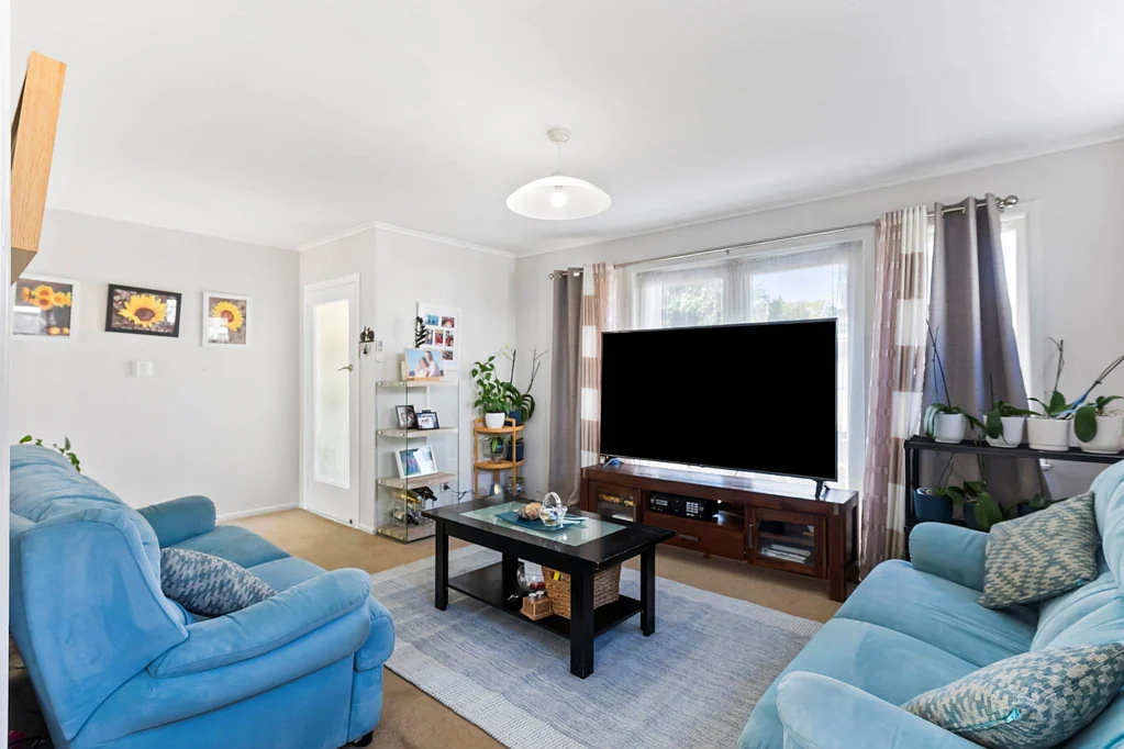 Avondale 3 Slaapkamer Space, Parking & Potential in Heart of Avondale