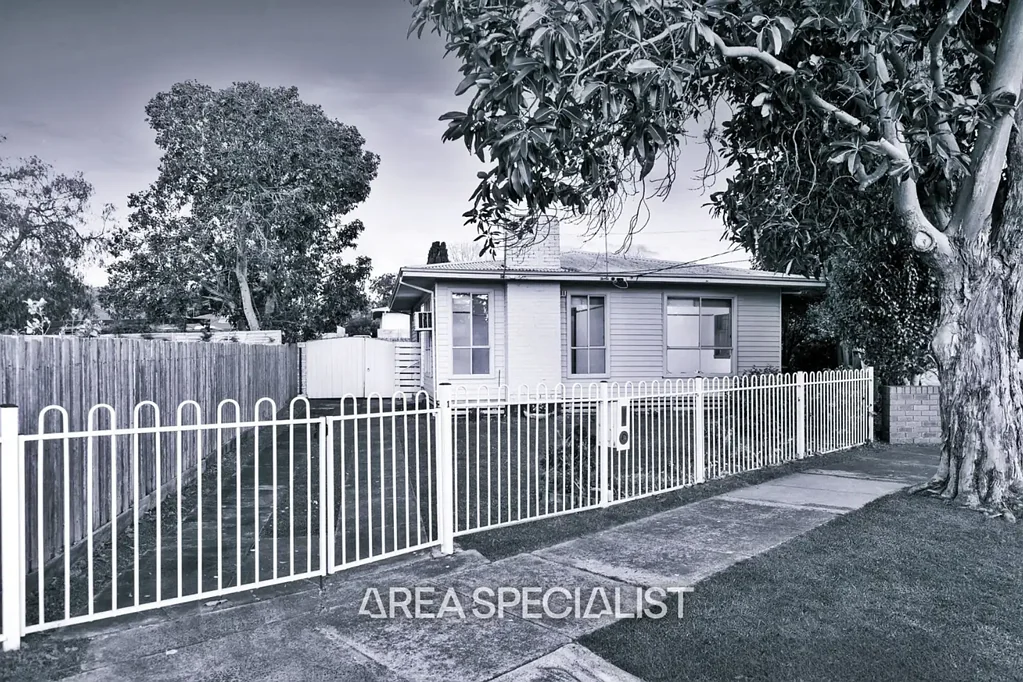 1 Glen Court, Frankston, VIC 3199