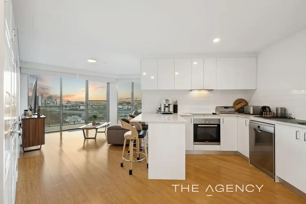 East Perth 2Phòng ngủ Top Floor Luxury Living with Breathtaking, Million Dollar Views!