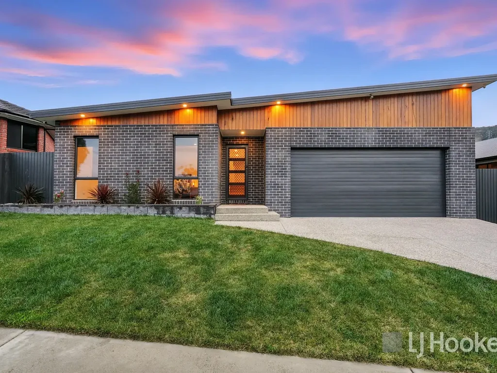 19 Moore Park Drive, Glenorchy, TAS 7010