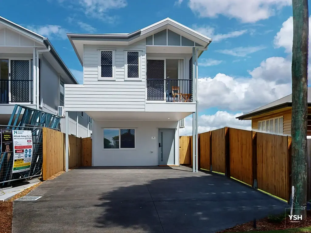 Fully furnished one-bedroom apartment with electricity, NBN, water included!