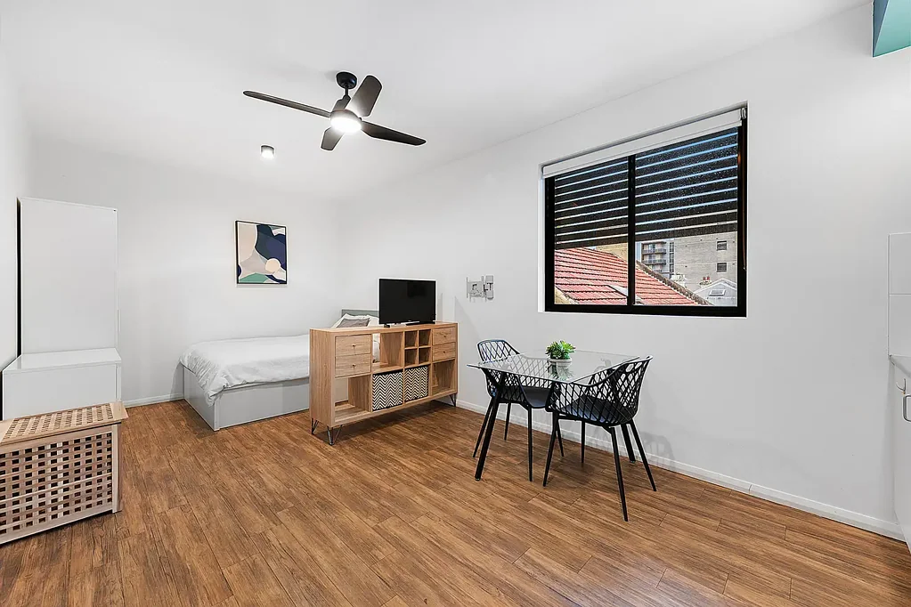 Fully Furnished, Luxury studio in the heart of Bondi Junction for Lease.