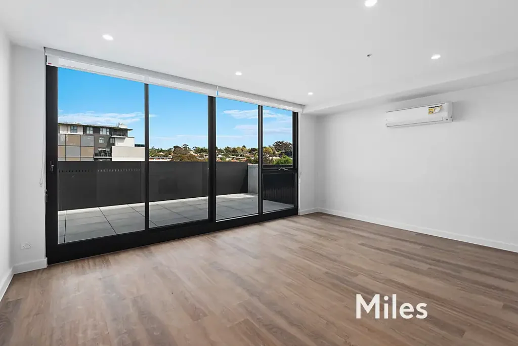 STUNNING BOUTIQUE APARTMENT WITH VIEWS