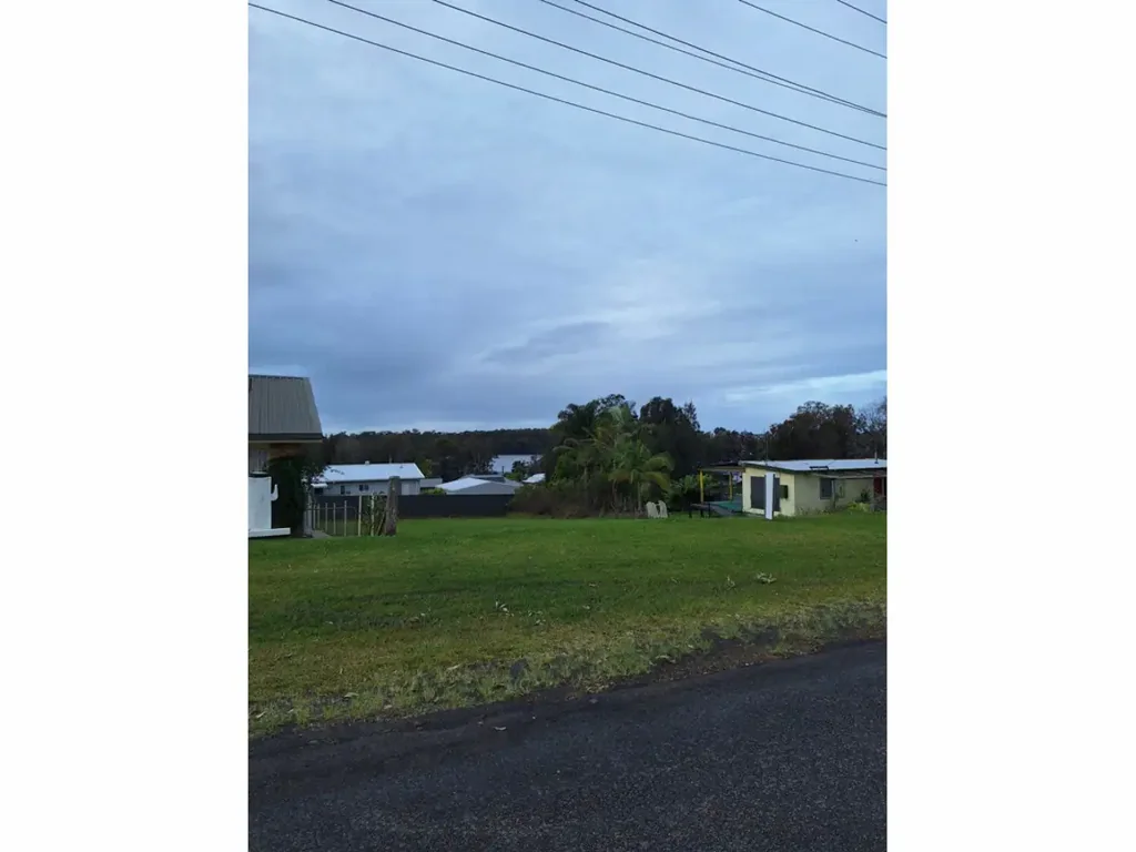 Coomba Park Pristine position and well-priced