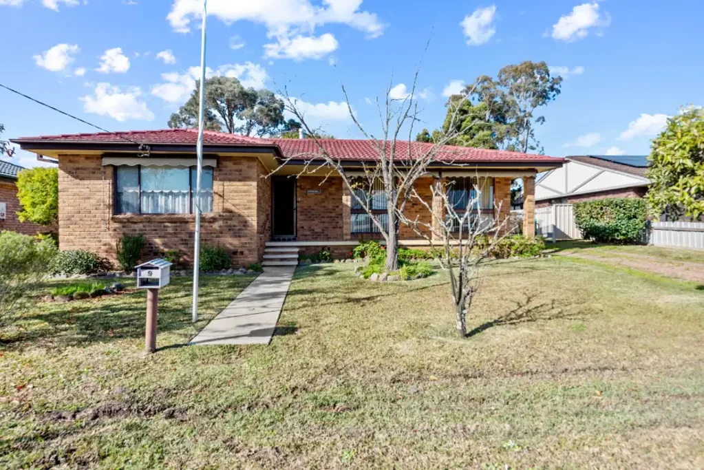 9 Victoria Street, East Branxton, NSW 2335