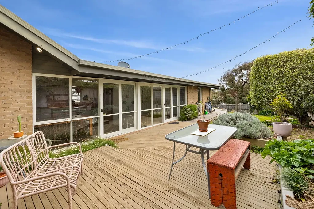 2 Aurora Crescent, Torquay, VIC 3228