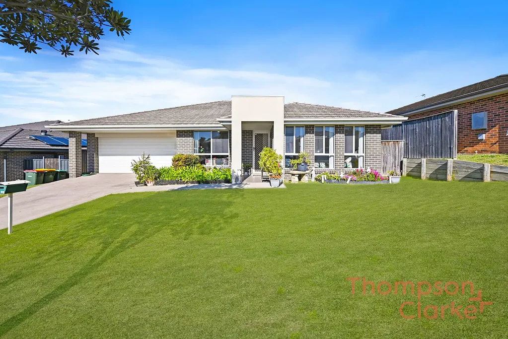 10 Oak Circuit, Gillieston Heights, NSW 2321