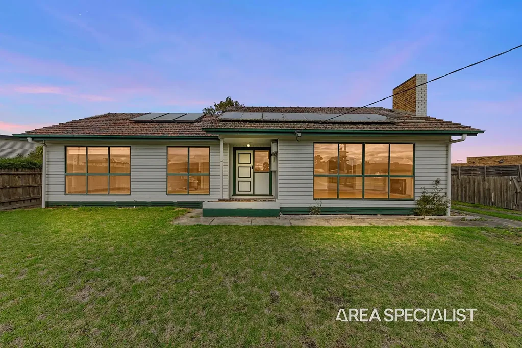 Koo Wee Rup 5房  The Brief: Township Central on 859m2