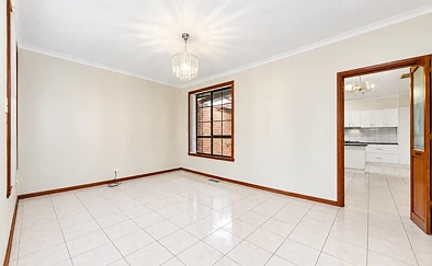 लिविंग रूम - 33 Grand Parade, Epping, VIC 3076