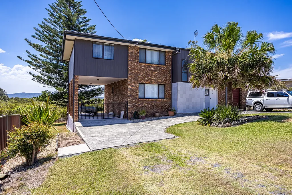 Karuah 6Zimmer Stunning 6-Bedroom Family Home with Water Views in Karuah