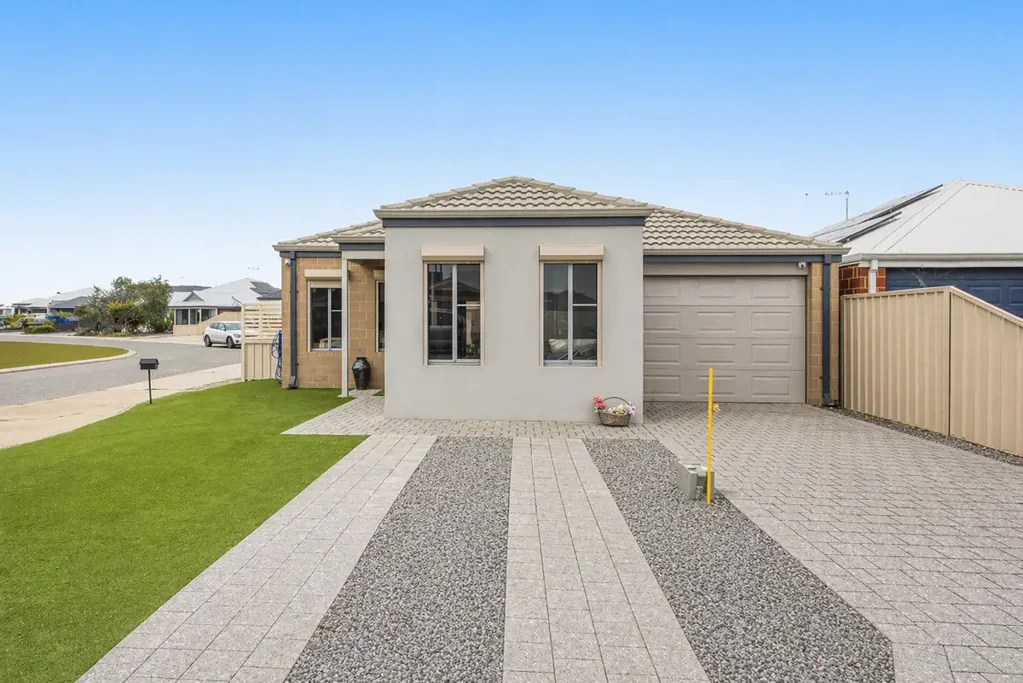 Pinjarra 3房  Lock, Leave & Live � Effortless Low-Maintenance Living