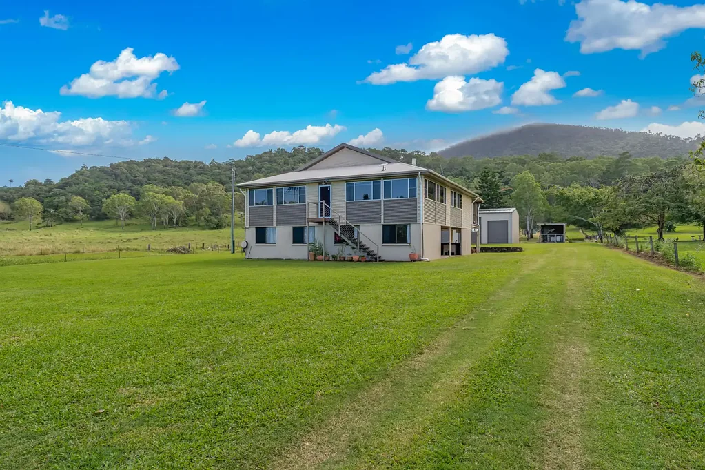 Conway 8房  5 Acres of Life on Your Own Terms