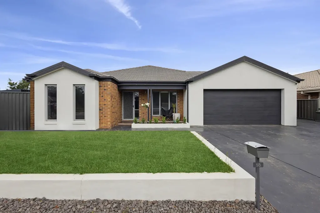 18 Saltbush Street, Jackass Flat, VIC 3556