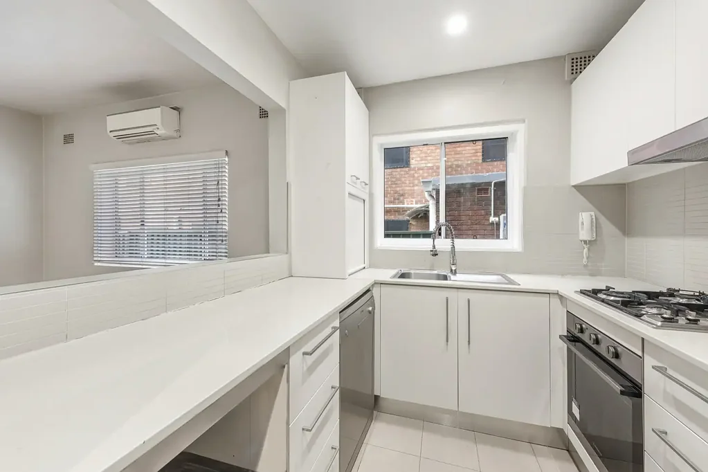 Gorgeous Apartment in Convenient Lifestyle Location