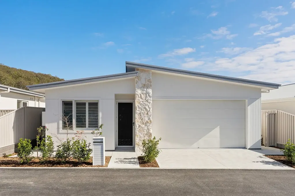 Blueys Beach 2房  The Marella is where coastal lifestyle meets generous living.