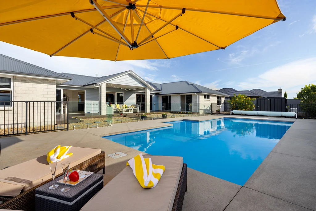 Cambridge 4Kwarto Prestige, Privacy & Poolside Perfection