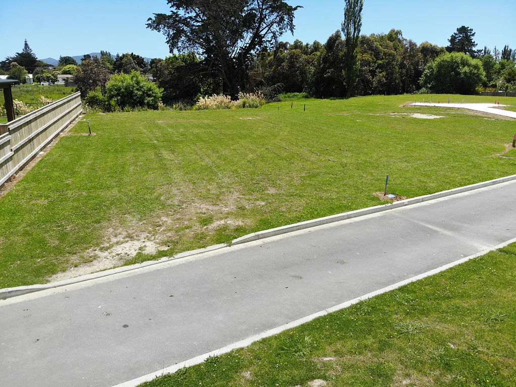 Paraparaumu Brunoro Place