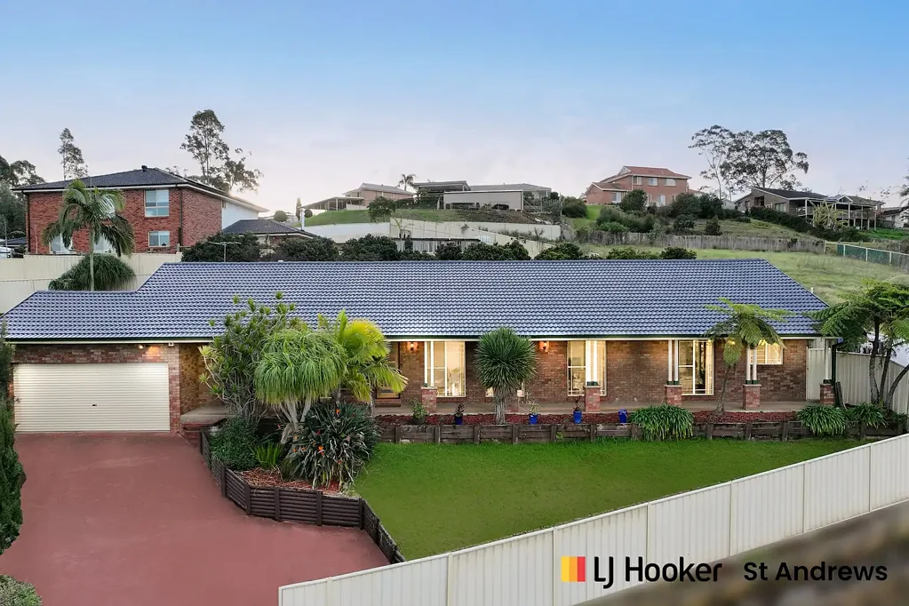 Bow Bowing 5房  ELEVATED & PEACEFUL LIVING ON A 1124M2 BLOCK WITH SWEEPING VIEWS
