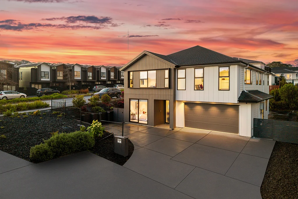 1 Luff Place, Long Bay, North Shore City, Auckland