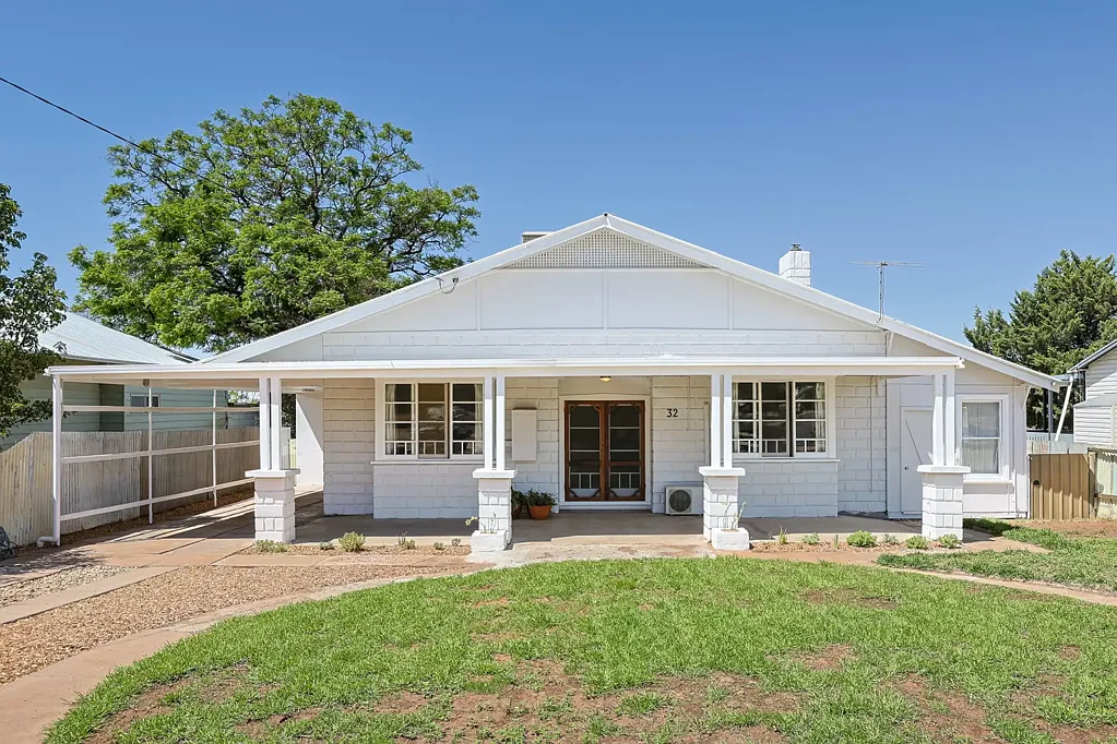 32 Kiewa Avenue, Red Cliffs, VIC 3496