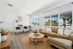 43 Maturin Avenue, Christies Beach