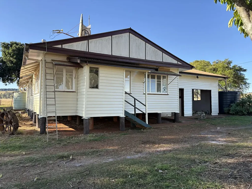 Freshly renovated 4 bedroom home on acreage in Tablelands