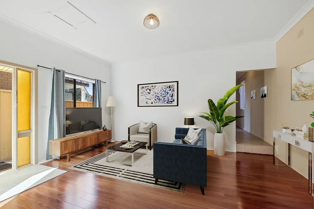Ground Level Two Bedroom Apartment