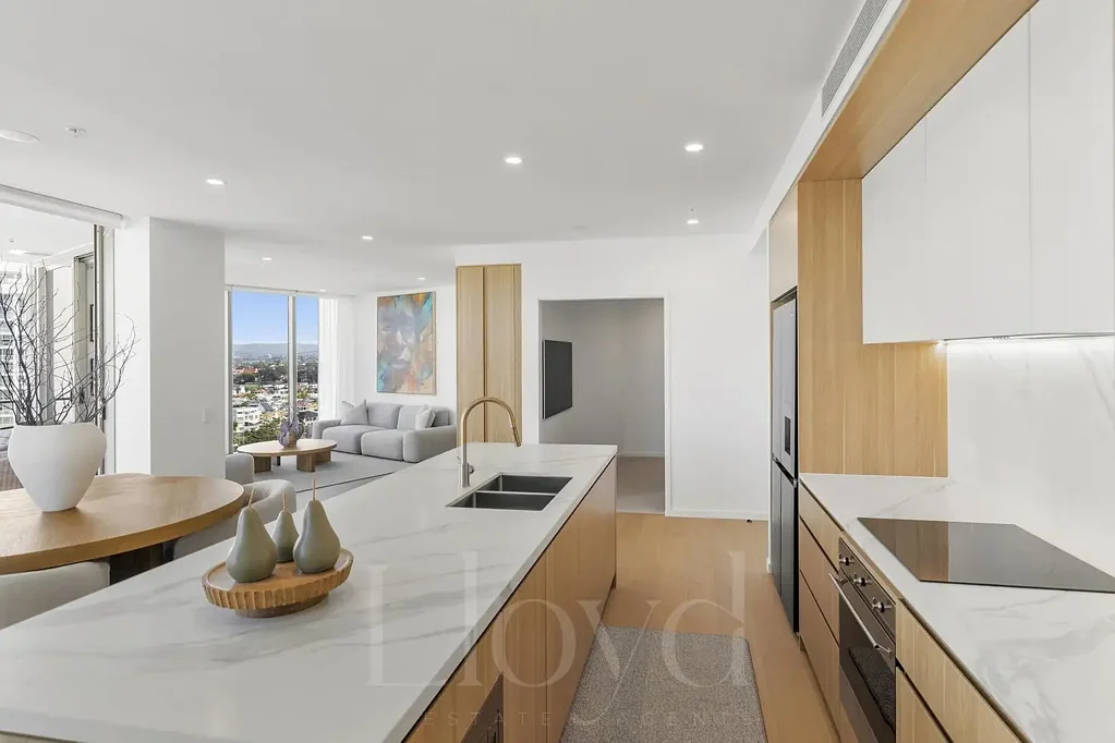 Main Beach 2房  Brand New Coastal Luxury in Main Beach's Landmark Lagoon Development