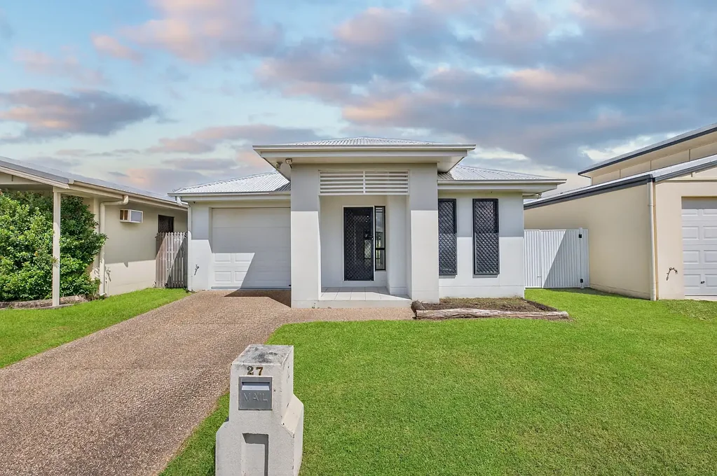 27 Laurie Motti Parade, Kirwan, QLD 4817
